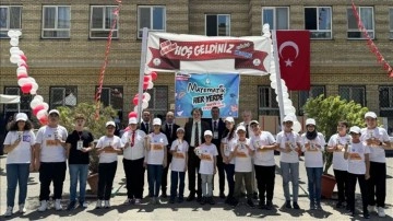 Tahran Türk Okulu'nda "Matematik Her Yerde" sloganıyla Bilim Şenliği düzenlendi