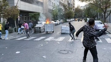 Tahran’da protestolar ve güvenlik güçlerinin önlemleri sürüyor