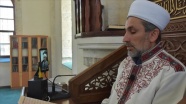 Tarihi camide mukabele geleneği canlı yayınla sürdürülüyor