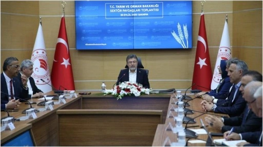 Tarım ve Orman Bakanı Yumaklı: Üreticilerimizin alın teri ve emeği, kırmızı çizgimiz