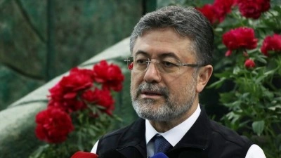 Tarım ve Orman Bakanı Yumaklı: Yılda 2 milyar adet s&uuml;s bitkisi &uuml;retiyoruz