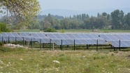 Tarladaki güneş panellerinden 100 bin liralık enerji