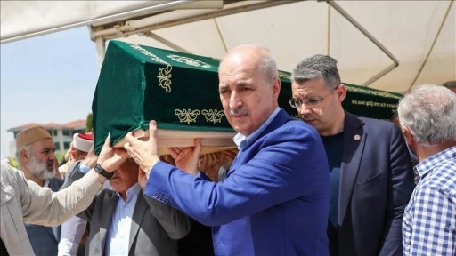TBMM Başkanı Kurtulmuş, emekli Öğretim Üyesi Prof. Dr. Halis Ayhan'ın cenazesine katıldı