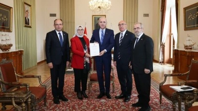 TBMM Başkanı Kurtulmuş, TBMM &Ccedil;ocuk Hakları Alt Komisyonu &uuml;yelerini kabul etti
