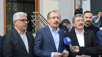 TBMM Plan ve B&uuml;t&ccedil;e Komisyonu Başkanı Muş, sel yaşanan Havza'da incelemede bulundu
