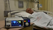 Tedavisi yoğun bakımda süren 73 yaşındaki Kovid-19 hastasından &#039;aşı olun&#039; çağrısı