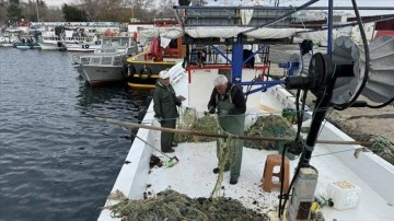 Tekirdağlı balıkçılar yeni yılda bol hamsi ve istavrit umuduyla denize açılacak