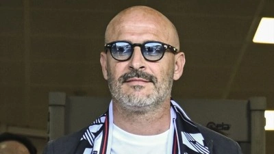 Teknik direkt&ouml;r Vincenzo Italiano, Beşiktaş i&ccedil;in İstanbul'a geldi