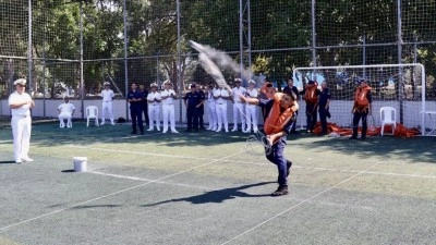 "TEKNOFEST Mavi Vatan"da El İncesi Atma Yarışması &ccedil;eyrek final m&uuml;sabakaları yapıldı