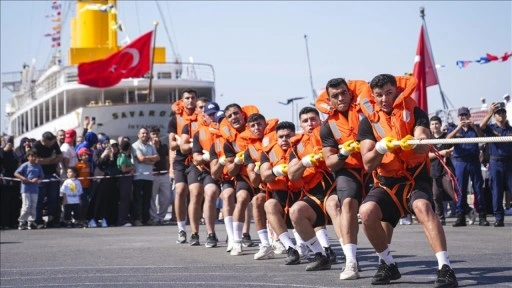 "TEKNOFEST Mavi Vatan"da Halat Çekme Yarışması düzenlendi