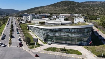 Teknopark İzmir, 2028 yılında 1 milyar dolarlık y&uuml;ksek teknoloji ihracatı hedefliyor