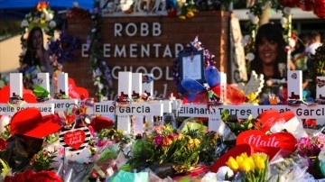 Teksas'ta 21 kişinin öldürüldüğü okul saldırısının mağduru aileler ilk davayı açtı