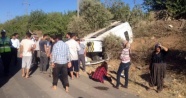 Tekstil işçilerini taşıyan minibüs takla attı: 14 yaralı