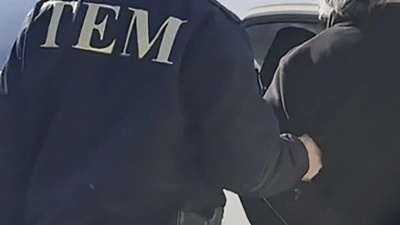 Ter&ouml;r &ouml;rg&uuml;t&uuml; DEAŞ'a 34 ilde operasyon d&uuml;zenlendi, 198 zanlı g&ouml;zaltına alındı