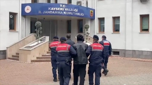 Terör örgütü DEAŞ'a yönelik operasyonlarda 92 şüpheli yakalandı