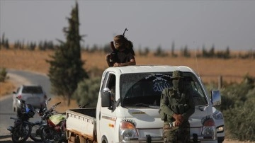 Terör örgütü PKK/YPG, Deyrizor'da Arapları göçe zorluyor