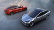 Tesla yeni bataryasıyla Ferrari ve Porsche a rakip oldu