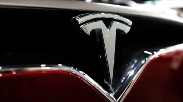 Tesla'nın Almanya'daki fabrikası çevreye ilişkin endişelere karşın açıldı