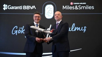 THY Miles&Smiles ile Garanti BBVA işbirliğinin 25. yılına &ouml;zel u&ccedil;ak par&ccedil;alarından kredi kartı