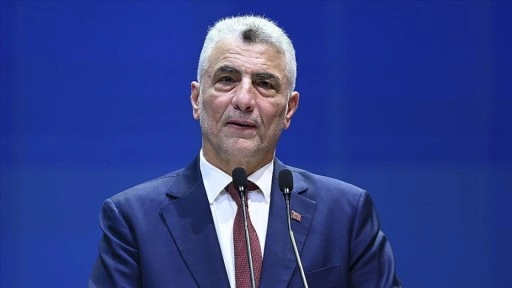 Ticaret Bakanı Bolat'tan reeskont kredilerinin günlük limitlerinin artırılmasına ilişkin paylaş