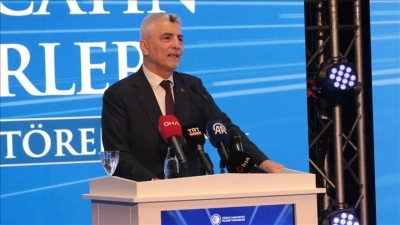 Ticaret Bakanı Bolat: Ticarette korumacılık r&uuml;zgarları artıyor