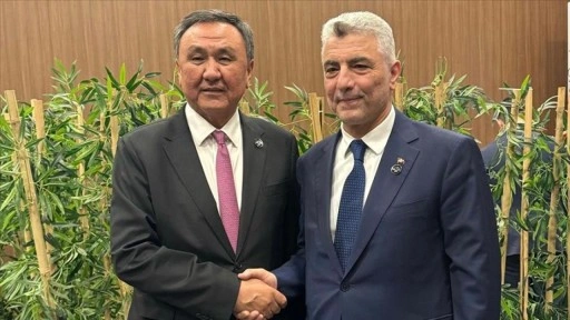 Ticaret Bakanı Bolat, Türk Devletleri Teşkilatı Genel Sekreteri Büyükelçi Omuraliev ile görüştü
