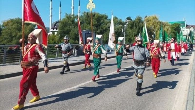 TİKA'nın desteğiyle Bosna Hersek'teki "Fetih Şenlikleri"nde mehteran takımı konser verdi
