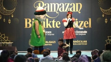 Tiyatro oyuncularından Ramazan ayında depremzede çocuklara moral