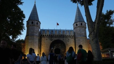 Topkapı Sarayı'nda gece ziyaretleri yeni b&ouml;l&uuml;mlerle başlıyor