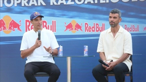 Toprak Razgatlıoğlu ve Kenan Sofuoğlu, basın mensuplarıyla buluştu