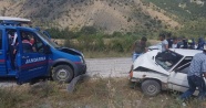 Tosya’da askeri araç ile otomobil çarpıştı