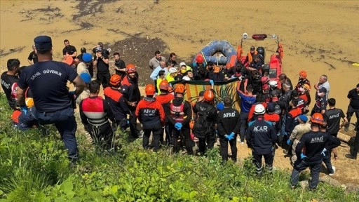 Trabzon'da selde kaybolan kişinin cansız bedenine ulaşıldı
