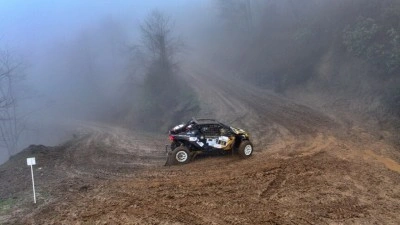 Trabzon'da T&uuml;rkiye Offroad Şampiyonası'nın 1. ayağında mukavemet etabı yapıldı