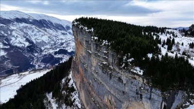 Trabzon'daki Şahinkaya, uluslararası tırmanış rotalarıyla &ouml;ne &ccedil;ıkıyor