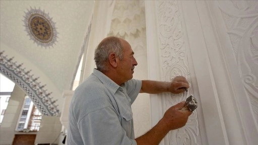 Trabzonlu taş ustası Türkiye'de "yılın ahisi" seçildi