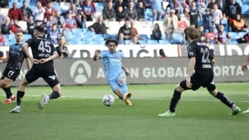 Trabzonspor, Adana Demirspor'u 4-1 mağlup etti