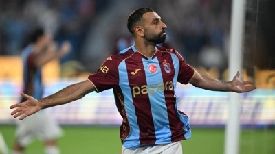 Trabzonspor'da şampiyonluk sonrası en golc&uuml; başlangıcı Salah yaptı