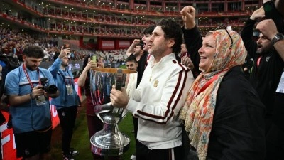 Trabzonspor, Fatih Tekke ile k&ouml;t&uuml; g&uuml;nlerden kupaya y&uuml;r&uuml;d&uuml;