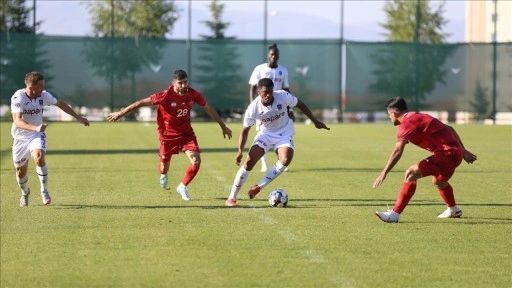 Trabzonspor, hazırlık maçında Persepolis ile golsüz berabere kaldı