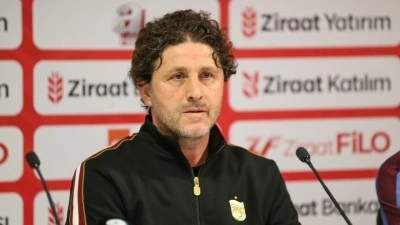 Trabzonspor Teknik Direkt&ouml;r&uuml; Tekke: Camiamıza kupayı hediye etmek istiyoruz