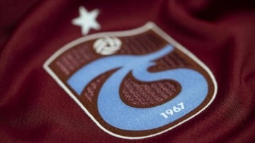 Trabzonspor, Yunan futbolcu Dimitrios Kourmpelis'i renklerine bağladı