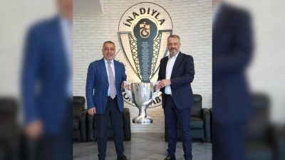 Trabzonspor, Ziraat T&uuml;rkiye Kupası'nı m&uuml;zesinde sergiliyor