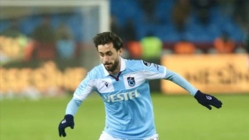 Trabzonspor'da Yunus Mallı'nın sözleşmesi karşılıklı feshedildi
