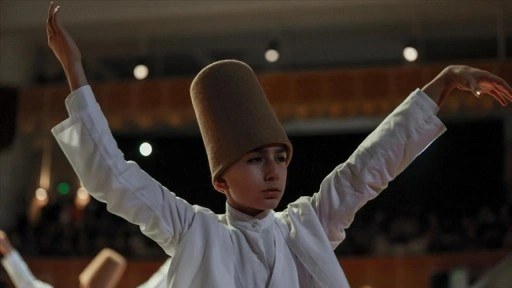 Trafik kazasında kaybettiği semazen ağabeyinin hatırasını yaşatıyor