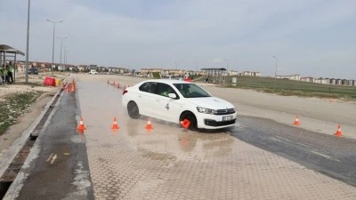 Trafik polisleri 24 farklı eğitimle g&ouml;reve hazırlanıyor