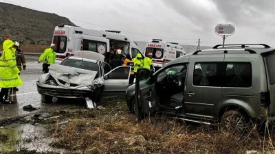 Trafik ve kasko sigortasında 3 ayda &ouml;denen tazminat 71 milyar liraya yaklaştı