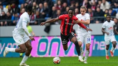 S&uuml;per Lig'de Gen&ccedil;lerbirliği ile &Ccedil;aykur Rizespor 2-2 berabere kaldı