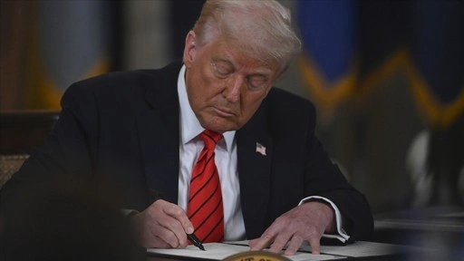 Trump'ın imzaladığı başkanlık kararnameleri ilk d&ouml;nemindeki toplam sayıyı geride bıraktı