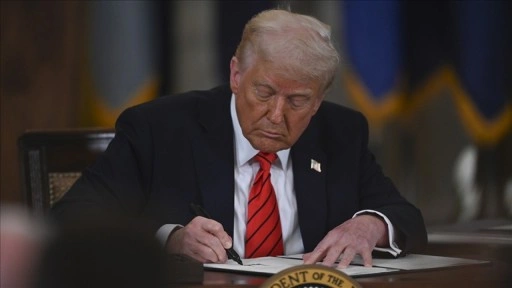 Trump, internette yapay zekayla oluşturulan cinsel içerikleri engelleyecek yasa tasarısını imzaladı