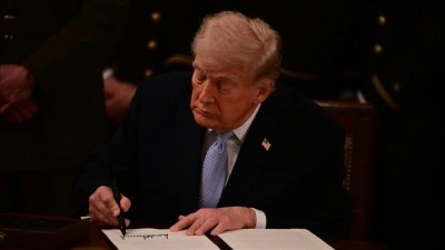 Trump, posta yoluyla oy kullanım kurallarını sıkılaştıran başkanlık kararnamesini imzaladı
